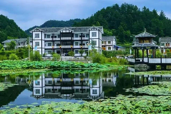 转折之城，会议之都——乌江寨国际旅游度假区