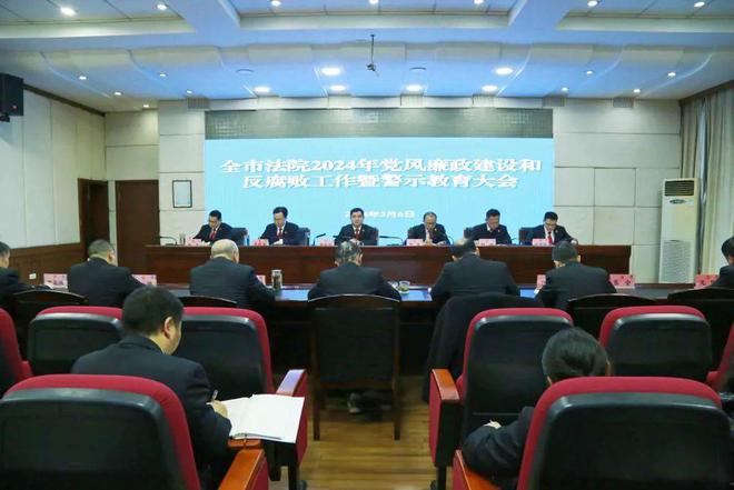 吴亦凡被判3年，法律仍要维护正义，不会缺席